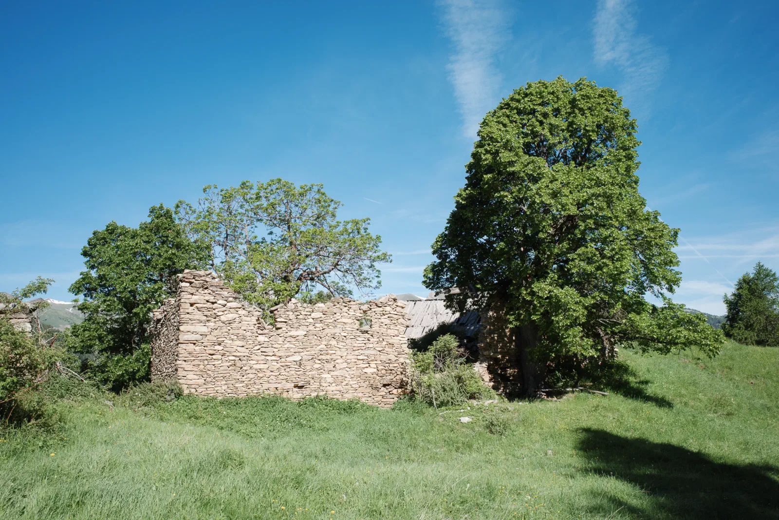 Die Ruinen bei Baume Longe