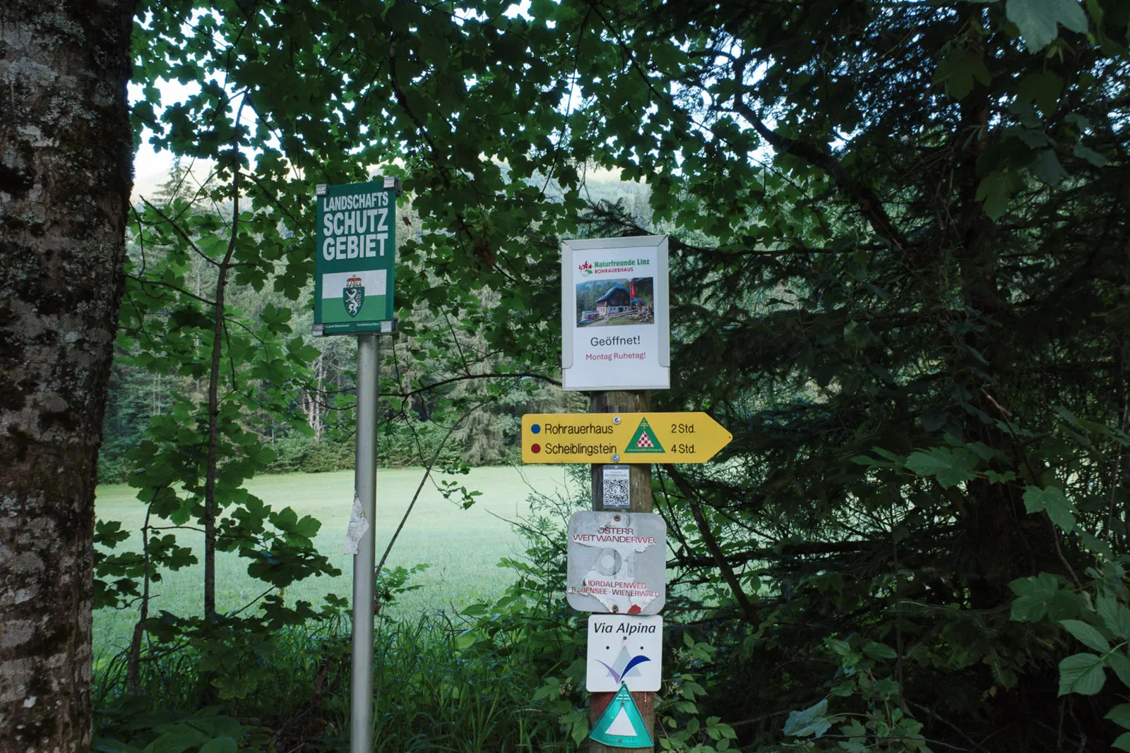 Hier beginnt die eigentliche Wanderroute.