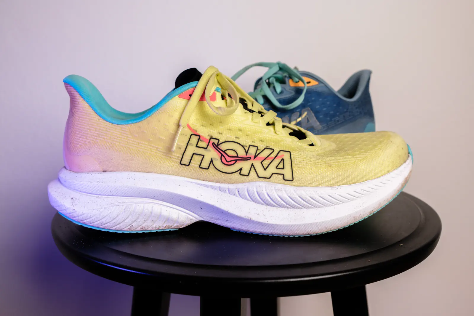 Ich hab mir auch noch ein zweites Paar in gelb gekauft.