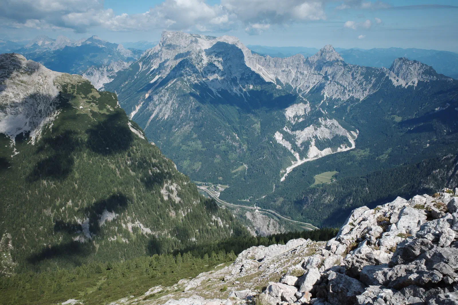 Der Große Buchstein vom Panoramaweg aus gesehen