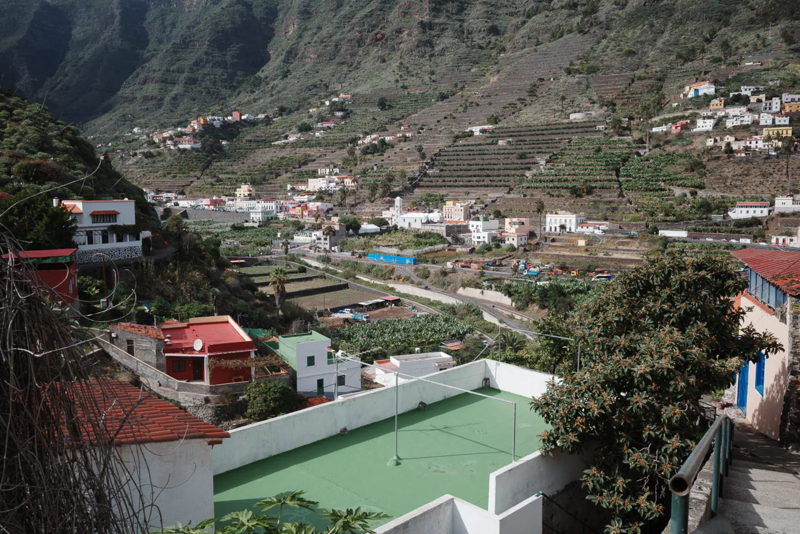 Blick zurück zur Kirche von Hermigua.